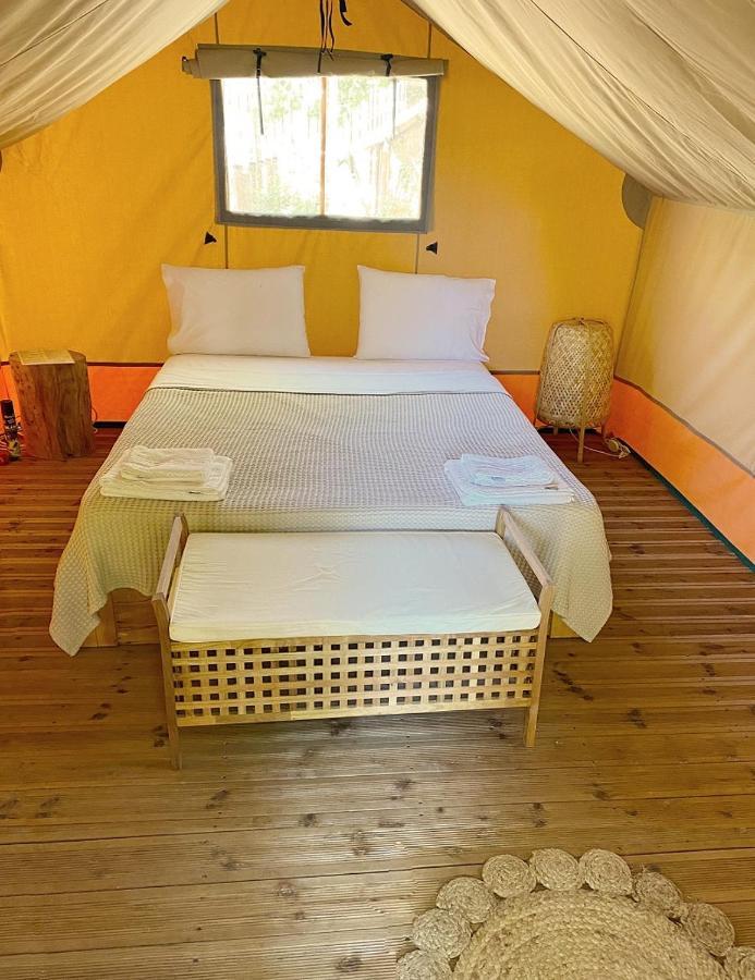 Mareleon Camping Ofrinion Exterior photo