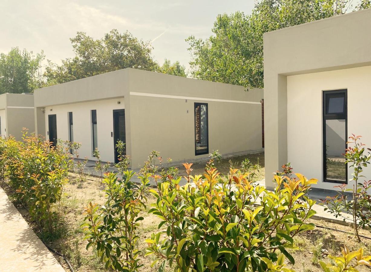 Mareleon Camping Ofrinion Exterior photo