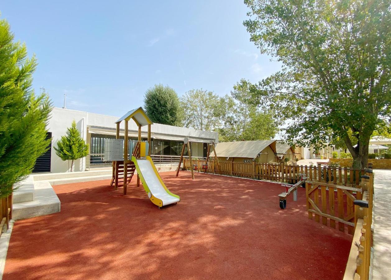 Mareleon Camping Ofrinion Exterior photo